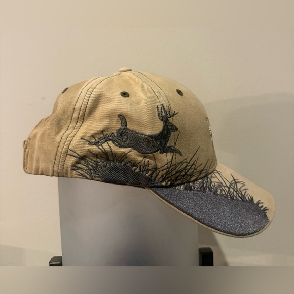 Chevron Dri Duck Wildlife Series Hat Deer Hunting Strapback Cap - Picture 2 of 7